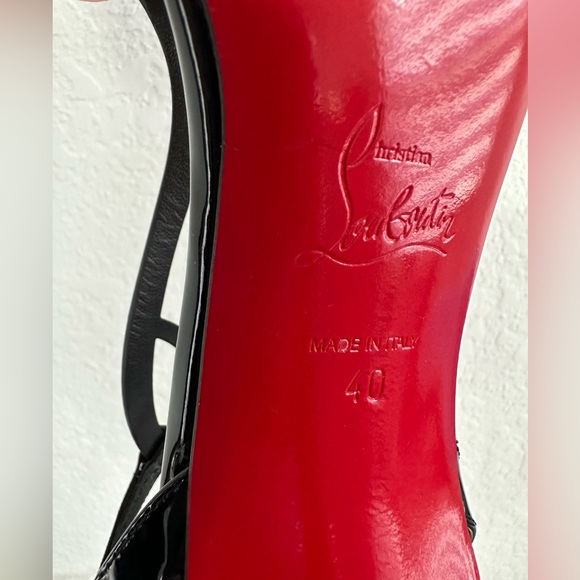 Sold-Christian Louboutin "Double L" art deco inspired patent leather sandals - Picture 5 of 6